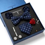 Coffret cravate homme + noeud papillon + foulard carré + boutons de manchette + pince à cravate + broches ... Coffret cravate homme + noeud papillon + foulard carré + boutons de manchette + pince à cravate + broches ...