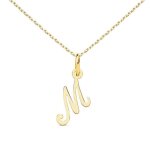 Collier - pendentif lettre m or 750 / 1000 - chaine dorée Collier - pendentif lettre m or 750 / 1000 - chaine dorée