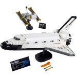 Modèle de construction - lego - nasa space shuttle discovery - 2354 pièces - adulte Modèle de construction - lego - nasa space shuttle discovery - 2354 pièces - adulte