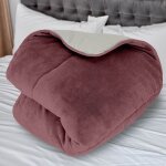 Couette doubl�e polaire microfibre 220x240 cm bicolore vieux rose et ivoire par soleil docre