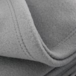 Couverture polaire 240x260 cm isba gris acier 100% polyester 320g / m2 non - feu Couverture polaire 240x260 cm isba gris acier 100% polyester 320g / m2 non - feu