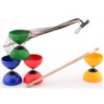 Diabolo - johnty - b�tons en bois - pour enfants � partir de 6 ans - 4 couleurs disponibles