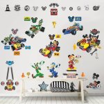 Ensemble de 74 stickers muraux de mickey mouse dingo et donald duck. Ensemble de 74 stickers muraux de mickey mouse dingo et donald duck.