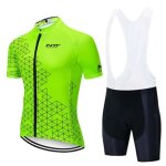Ensemble de v�tement cycliste homme - maillot manches courtes + cuissard gel teune vtt - vert