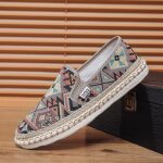 Espadrilles plates en toile confortables � bout ferm� pour homme casual motif g�om�trique - marron