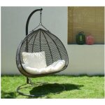 Fauteuil suspendu 2 places en r�sine tress�e - noir et coussin blanc - vahina de mylia