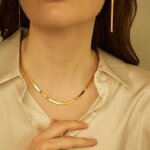 Chaine de cou - acier au titane - ajustable 45 - 50cm - largeur 3mm - dor� - femme