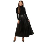 Jupe longue vase et dote de plis en simili. modle  taille haute lastique. possde deux poches ...