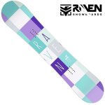 Laura raven snowboard