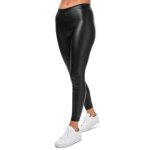 Legging en simili jacqueline de yong pour femme en noir.