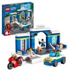 Lego® city 60370 la course - poursuite au poste de police voiture en jouet et moto prison Lego® city 60370 la course - poursuite au poste de police voiture en jouet et moto prison