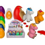 Licorne croissant dans oeuf