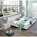 Lit adulte avec 2 chevets coloris blanc rechampis verre blanc + chrome - dim: 140 x 200 cm