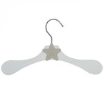 Lot de 20 cintres en bois 28 cm pour b�b� enfant avec crochet pivotant - cintre blanc et �toile beige ...