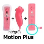 Manette de jeu - wii - motion plus compatible - rose - sans fil - nunchuck inclus