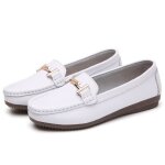 Mocassins femme en cuir blanc - confortables et légers Mocassins femme en cuir blanc - confortables et légers