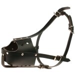 Muselière police noire. taille 4. convient pour les malinois femelles Muselière police noire. taille 4. convient pour les malinois femelles