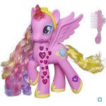 My little pony princesse cadence coeurs lumineux 19cm