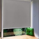 Naizy store enrouleur occultant isolant thermique avec rev�tement sans per�age avec protection uv - 100 ...