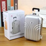 Omabeta tirelire valise valise tirelire mignon mini chariot bagages tirelire décoration de bureau jeux ... Omabeta tirelire valise valise tirelire mignon mini chariot bagages tirelire décoration de bureau jeux ...