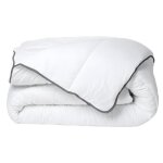Pack couette toucher soie 200 x 200 cm + 2 oreillers 60 x 60 cm - blanc - biesya