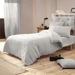 Pack parure de couette 140x200 cm + drap housse 90x190 + 1 taie gaze de coton bio gris Pack parure de couette 140x200 cm + drap housse 90x190 + 1 taie gaze de coton bio gris
