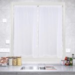Paire de petits voilages motif flocons ecru 90x120 cm