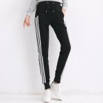 Pantalon de survêtement sport femme noir gym taille coulissé rayure trois bande avec poches coton décontracté ... Pantalon de survêtement sport femme noir gym taille coulissé rayure trois bande avec poches coton décontracté ...