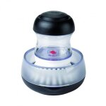 Petite brosse  vaisselle distributrice de savo?