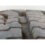 Pneus - uniroyal - allseason expert 2 - 215 / 55 r16 - charge 97 - vitesse h - quatre saisons