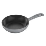 Po�le en fonte - staub - 16 cm - gris graphite - durabilit� - cuisson uniforme - �mail noir mat