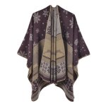 Poncho femme insfity - imprim� ch�le jacquard - motif no�l - automne / hiver - caf�
