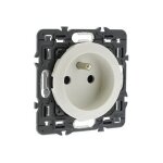 Prise de courant 2p + t bornes auto legrand cliane avec support et enjoliveur blanc