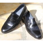 Richelieu homme en cuir verni noir - marque 675
