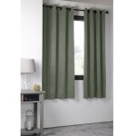 Rideau occultant uni 210gr / m2 vert olive 135x180 cm Rideau occultant uni 210gr / m2 vert olive 135x180 cm