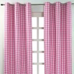 Rideaux oeillets � grands carreaux vichy rose lot de 2 137 x 182 cm