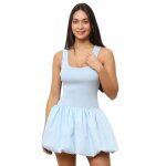 Robe courte avec haut en maille effet d�bardeur. mod�le avec bas effet boule avec doublure satin�e. pour ...