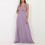 Robe longue � haut brod� et tulle avec perles. dot�e dune doublure satin�e et de coussinets de maintien. ...