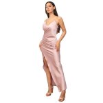 Robe longue satin�e style portefeuille � fronces sur le c�t�. mod�le � fines bretelles r�glables et fente ...