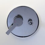 Robinet mitigeur douche encastr� 2 sorties chrom� rond