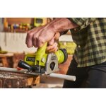 Ryobi - scie multi - matriaux 18v one + - diam. 85 mm x 15 mm + lames 1 guide parallle et 1 buse daspiration ...