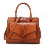 Sac � main jinding dm - 016 mod�le en crocodile cuir grain� marron bandouli�re et poign�e sup�rieure