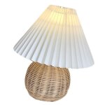 Lampe de table - salutuya - petite lampe plissée - vintage - rotin - rechargeable usb Lampe de table - salutuya - petite lampe plissée - vintage - rotin - rechargeable usb