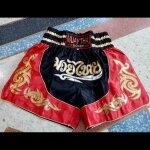 Short traditionnel thai boxe kickboxing special muay thai mma noir et rouge tailles enfants et adultes ... Short traditionnel thai boxe kickboxing special muay thai mma noir et rouge tailles enfants et adultes ...