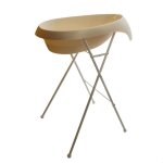 Teggi baignoire ergonomique bébé avec thermomètre beige + pied Teggi baignoire ergonomique bébé avec thermomètre beige + pied