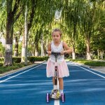 Trottinette - peaches - pliable - 3 roues - capacité 80 kg - pour enfants 2 - 8 ans Trottinette - peaches - pliable - 3 roues - capacité 80 kg - pour enfants 2 - 8 ans
