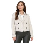 Veste courte style trench  bavolet. avec pattes sur les manches et paules. dot de 4 boutons  lavant. ...