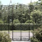 Vidaxl portail de jardin noir 121x8x200 cm fer forg 363434