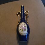 Flacon parfum flacon de parfum violettes de toulouse berdoues porcelaine de saxe emaillé bleu. Flacon parfum flacon de parfum violettes de toulouse berdoues porcelaine de saxe emaillé bleu.