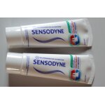 Lot de 2 tubes de dentifrice sensodyne sensibilité & gencives - 75ml chaque Lot de 2 tubes de dentifrice sensodyne sensibilité & gencives - 75ml chaque